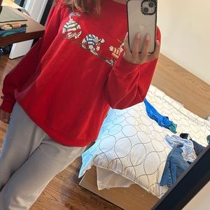 vintage sweatshirt with ducks on it!